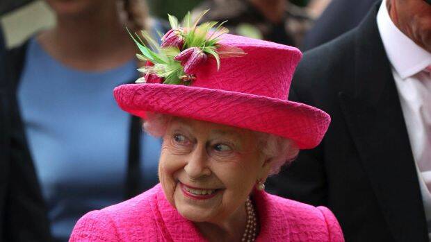 Under a Shorten government, Australians will get to decide whether they want Queen Elizabeth to remain Australia's monarch. Photo: Jonathan Brady