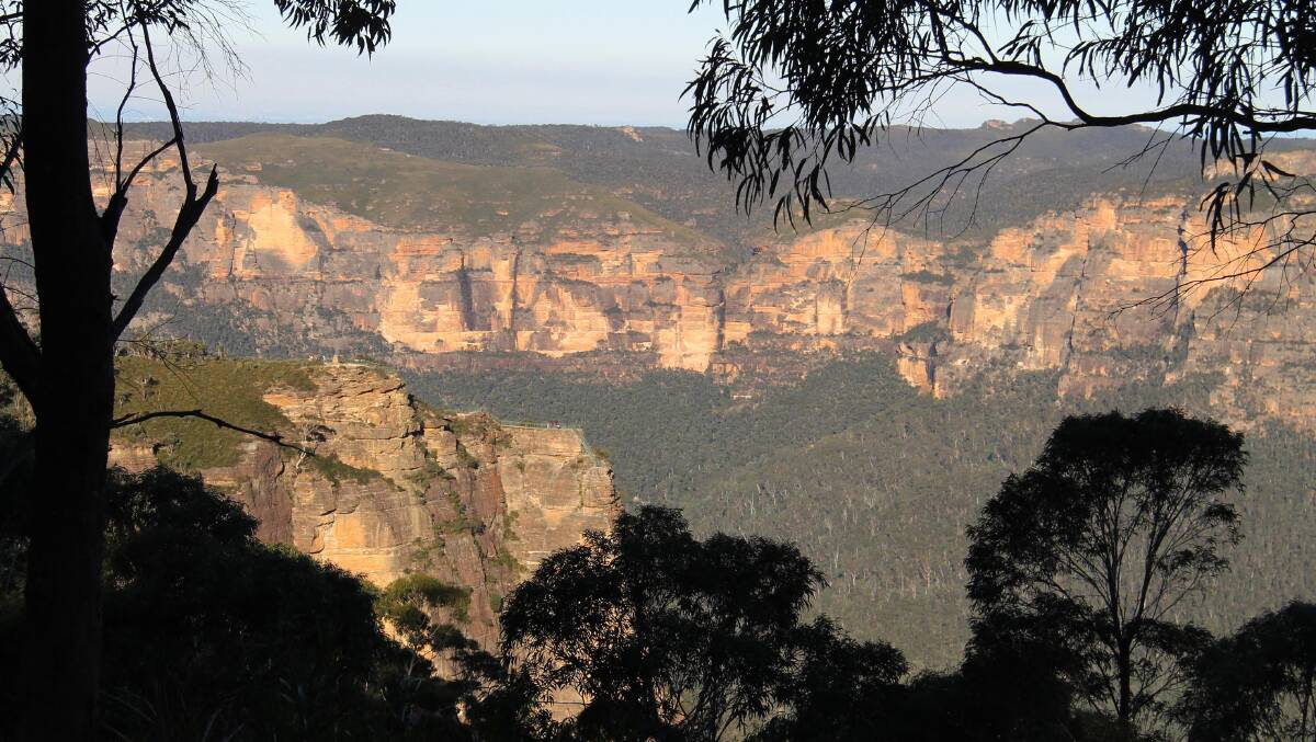 Allview Escape … perched right on the edge of the Grose Valley.