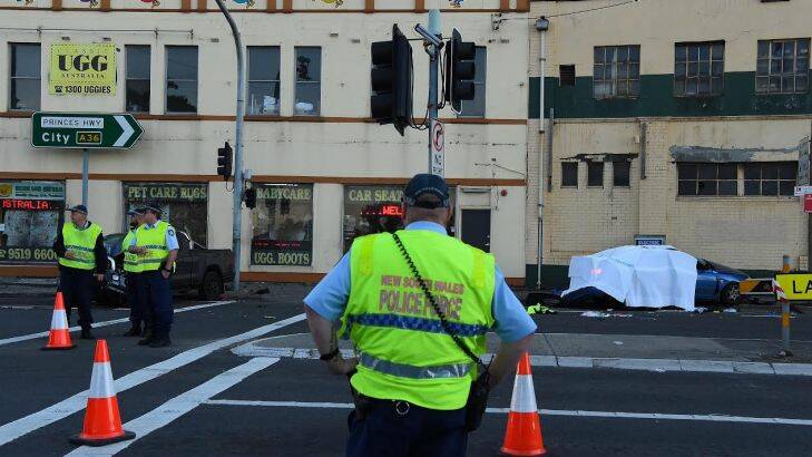 Alleged crime spree ends in double fatal crash in Sydney's inner west