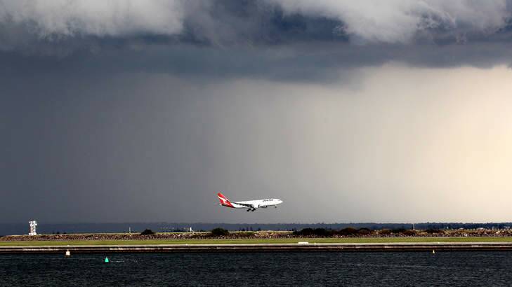 Airport's noise-sharing faces impossible targets: Sydney Airport, Botany Bay. Photo: Janie Barrett