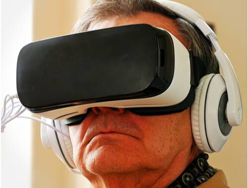 VR technology is helping aged care residents to improve their mental health. Photo: Supplied.
