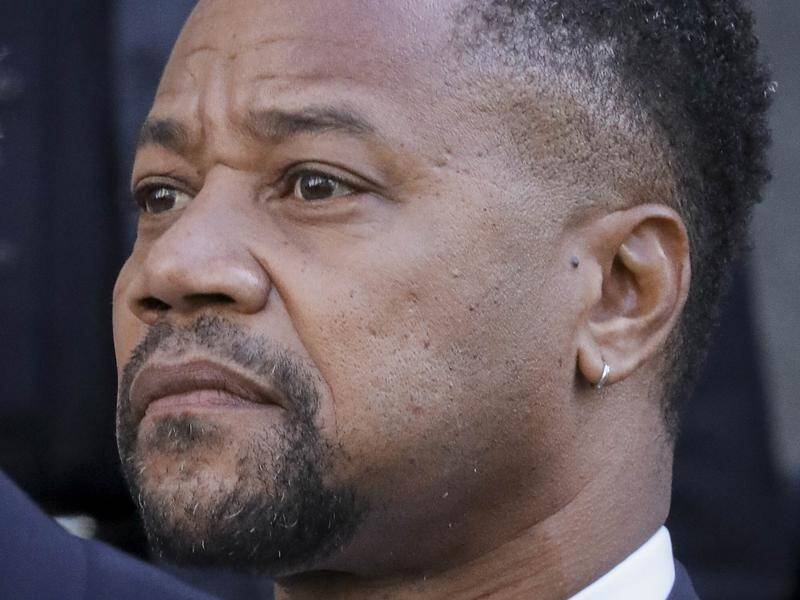 US prosecutors say up to a dozen women are claiming to have been groped by actor Cuba Gooding Jr.